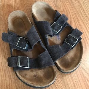 ✨SOLD❗️✨ Suede Softbed Arizona Birkenstock